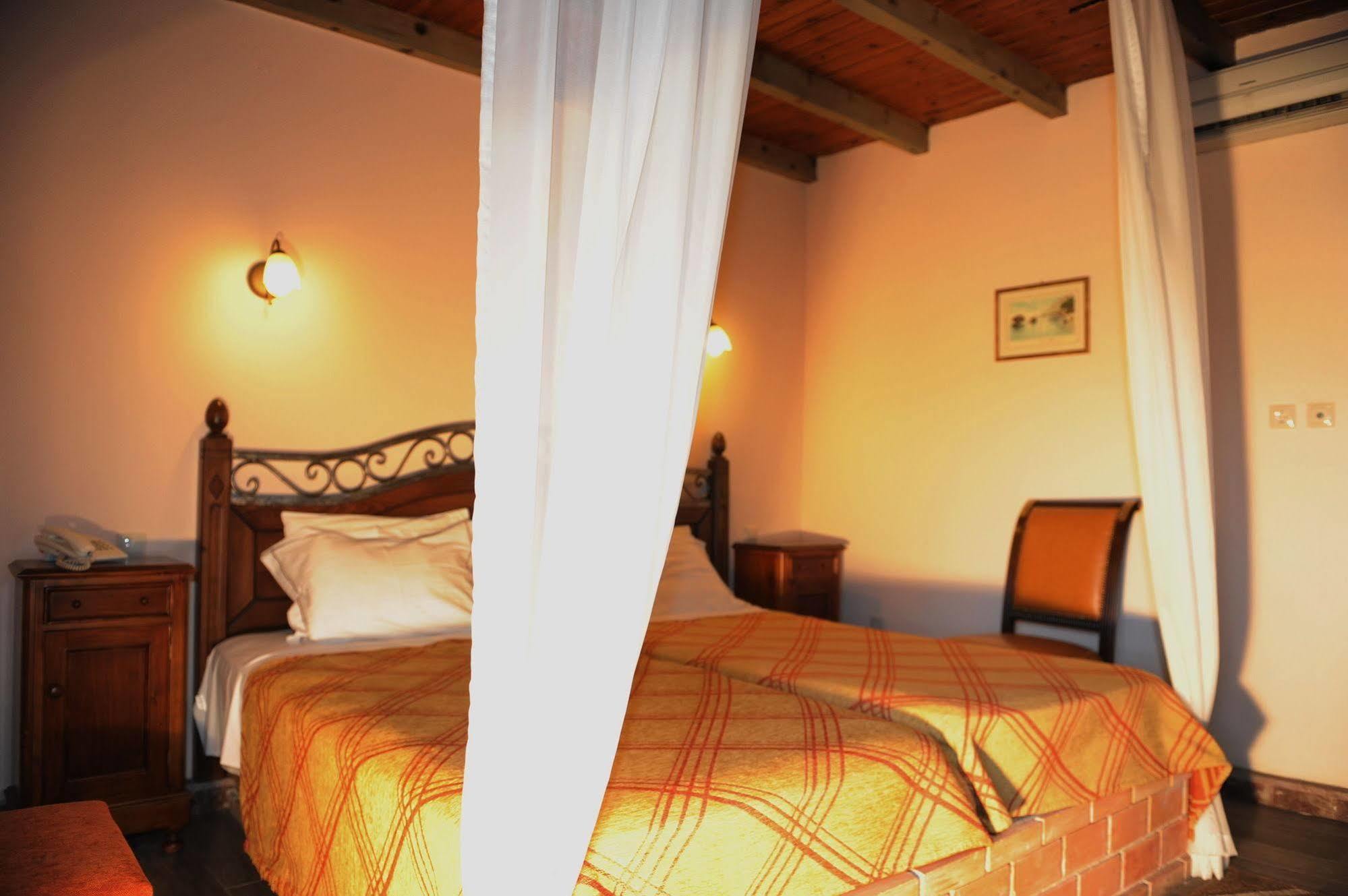 Fundana Villas Kanakádes Esterno foto